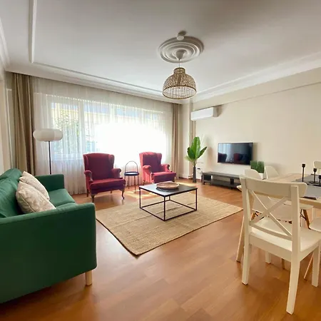 Spacious & Center 3 Bedroom Flat - No2 Appartement