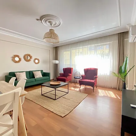 Spacious & Center 3 Bedroom Flat - No2 Апартаменты Стамбул