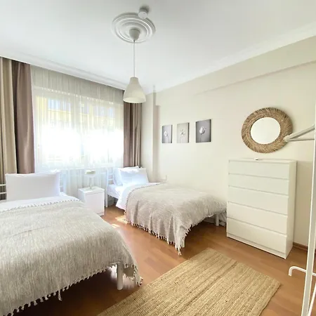 Spacious & Center 3 Bedroom Flat - No2 Apartament Stambuł