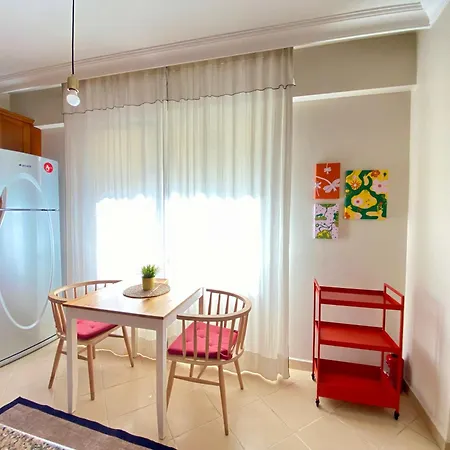 Spacious & Center 3 Bedroom Flat - No2 Apartment *