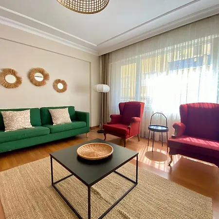Spacious & Center 3 Bedroom Flat - No2 * Istambul
